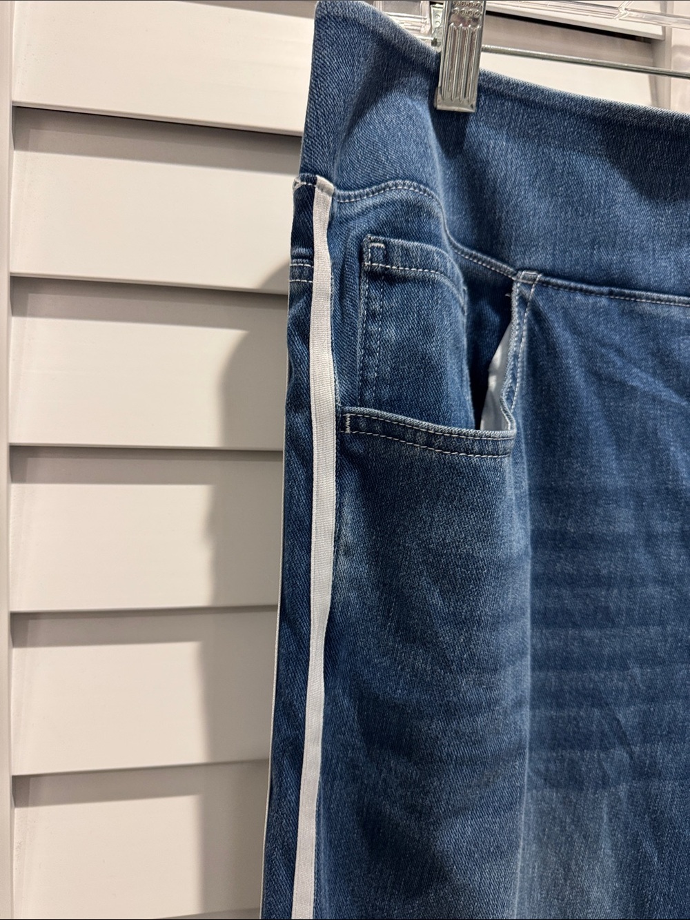 HALARA Flex high Waisted side Stripe Flowy Blue Wide Leg Jeans with Pockets. - Picture 4 of 10